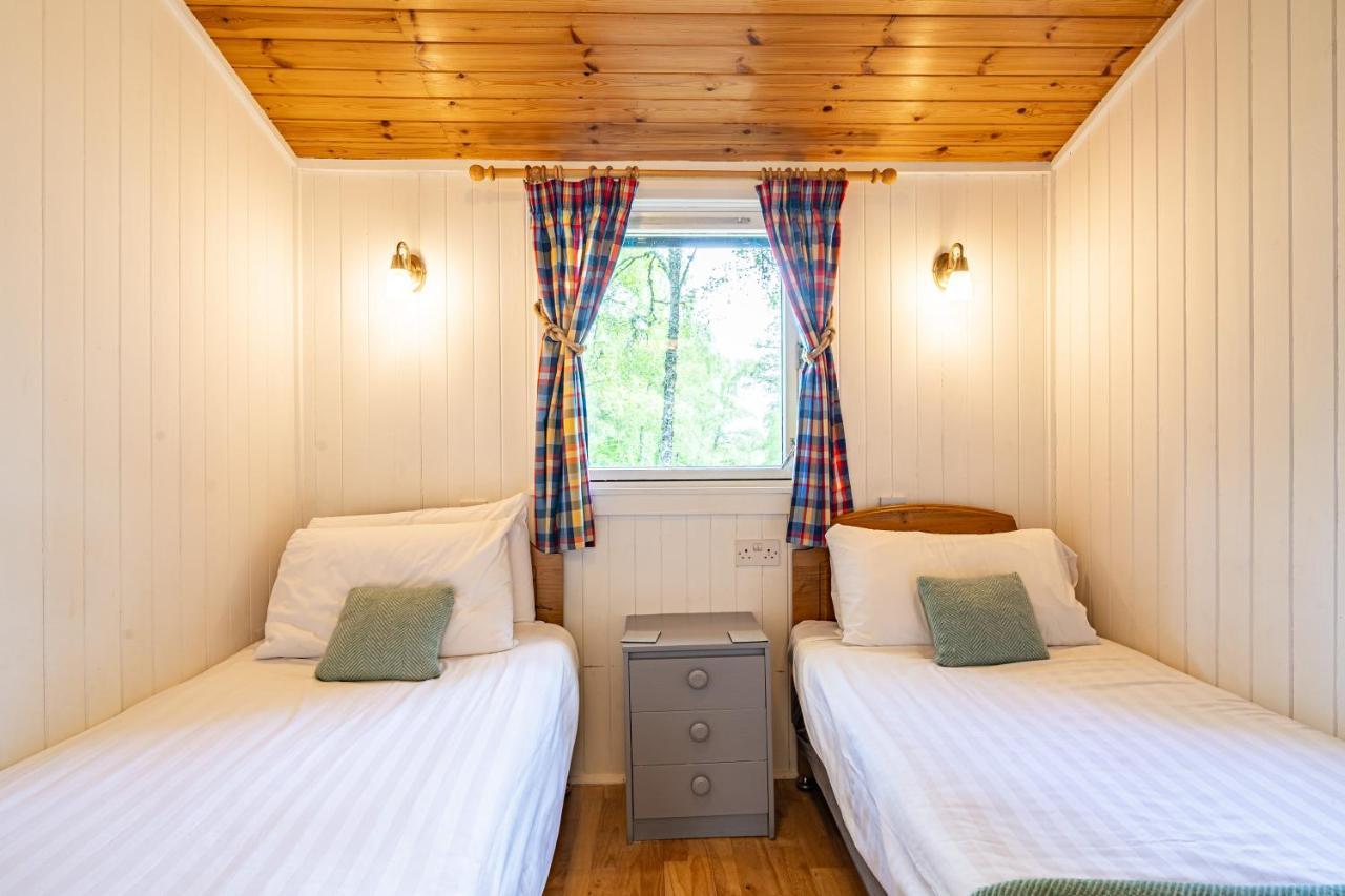 Heather Lodge 10 With Hot Tub Belladrum Eksteriør bilde